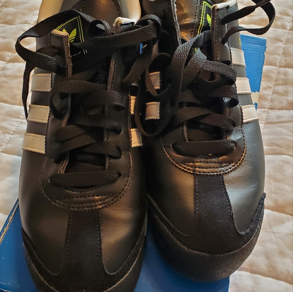 COPY - Adidas size 12 Samoa